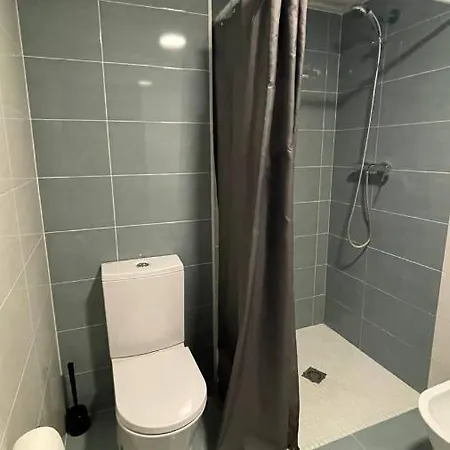 Preciosa A 2 Min Renfe 홈스테이 *